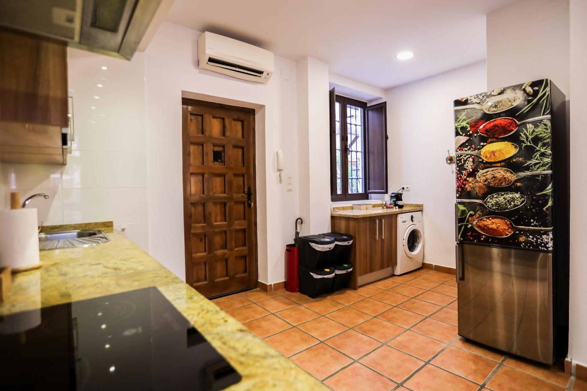 Centrico Con Patio Exterior En El Mejor Barrio De El Realejo Pangsapuri Granada